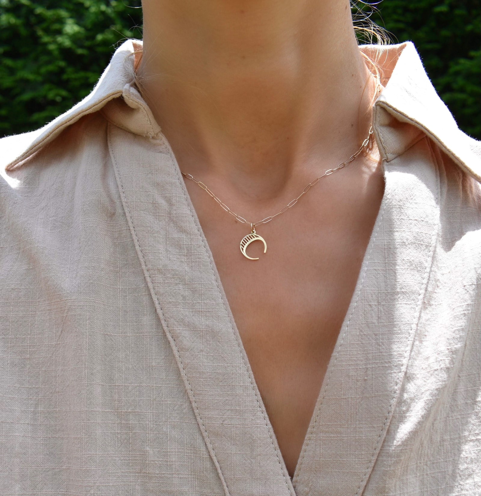 Essex Letter C Pendant in 14k Gold