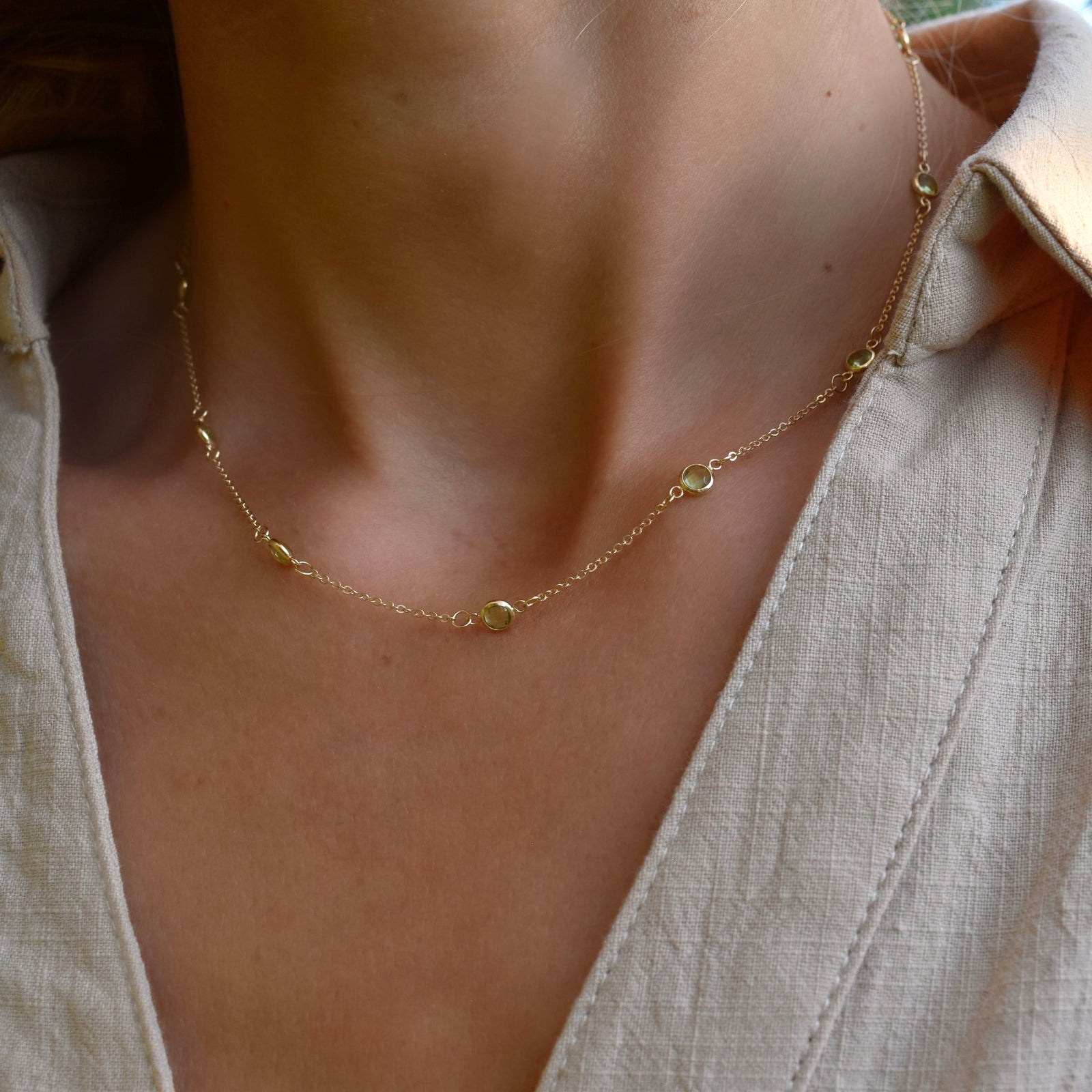 Bayberry 11 Peridot Necklace in 14k Gold (August)
