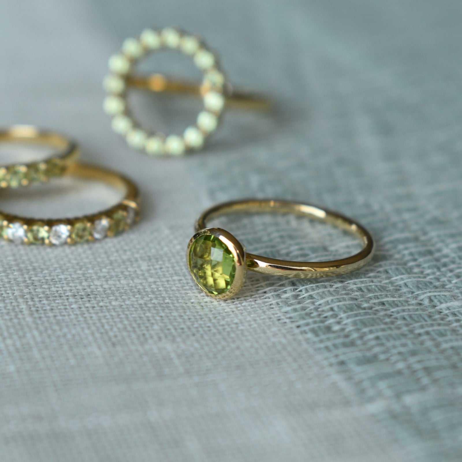 Grand Peridot Ring in 14k Gold (August)