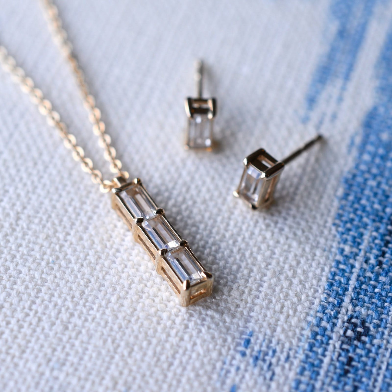 Providence 3 Birthstone Pendant in 14k Gold