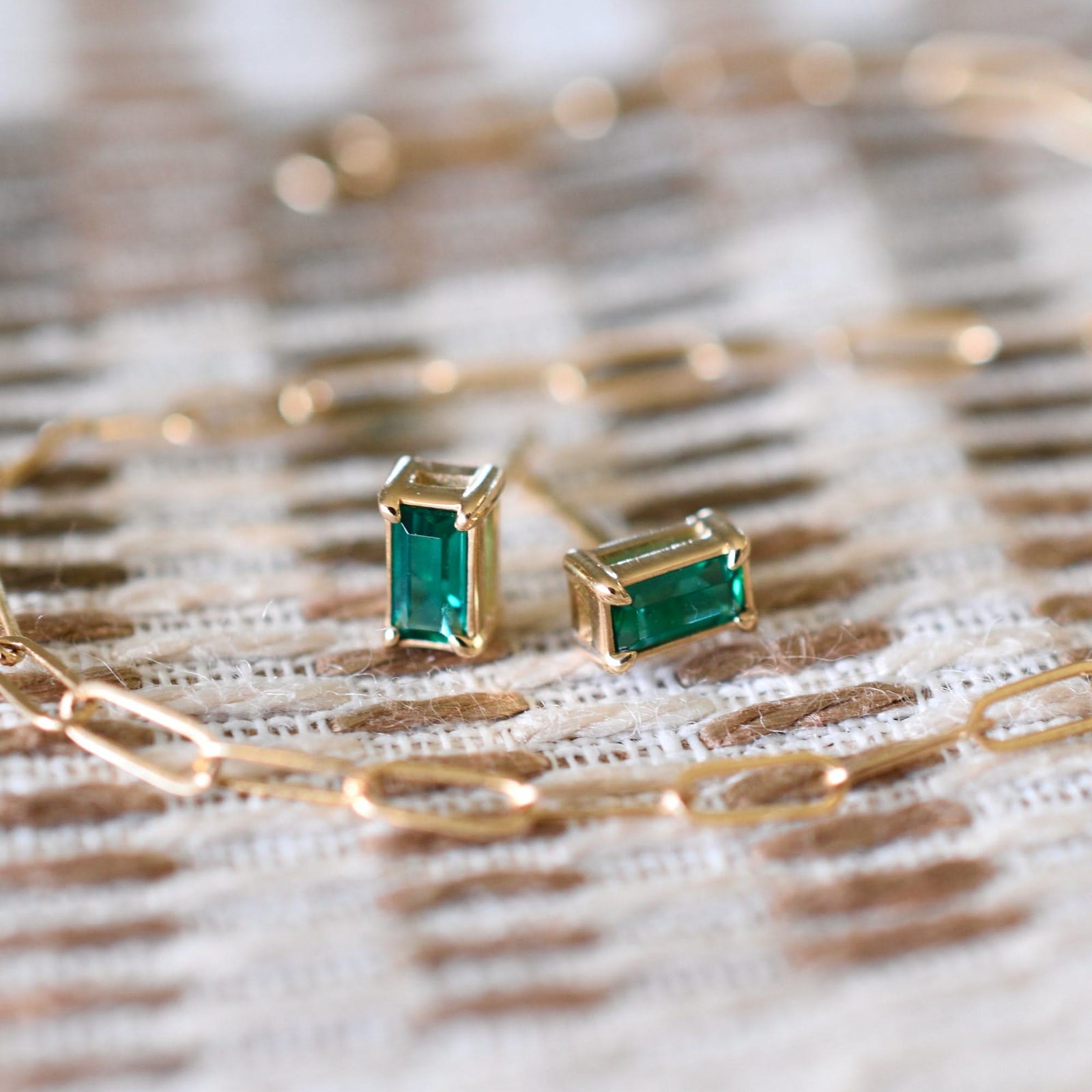 Providence Birthstone Stud Earrings in 14k Gold