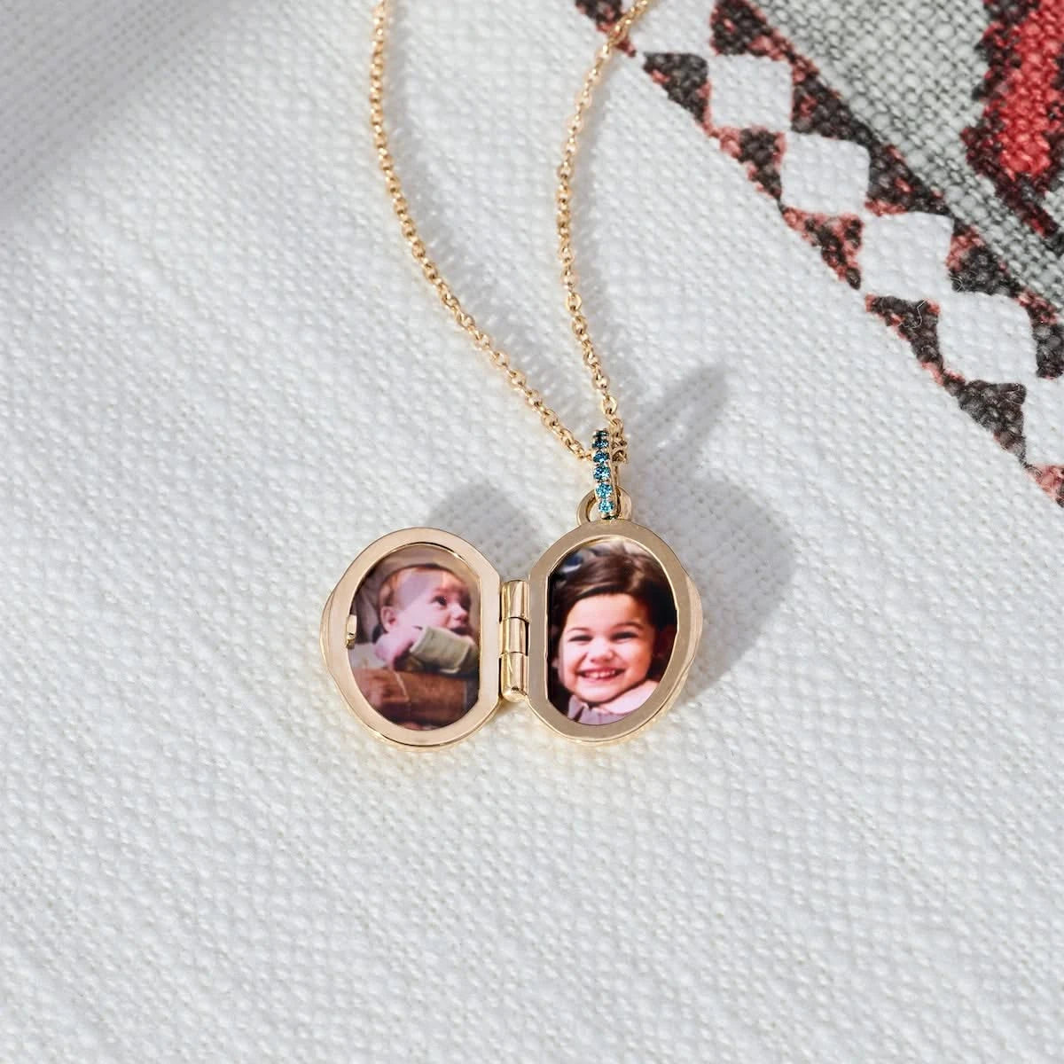 Engravable Birthstone Locket in 14k Gold