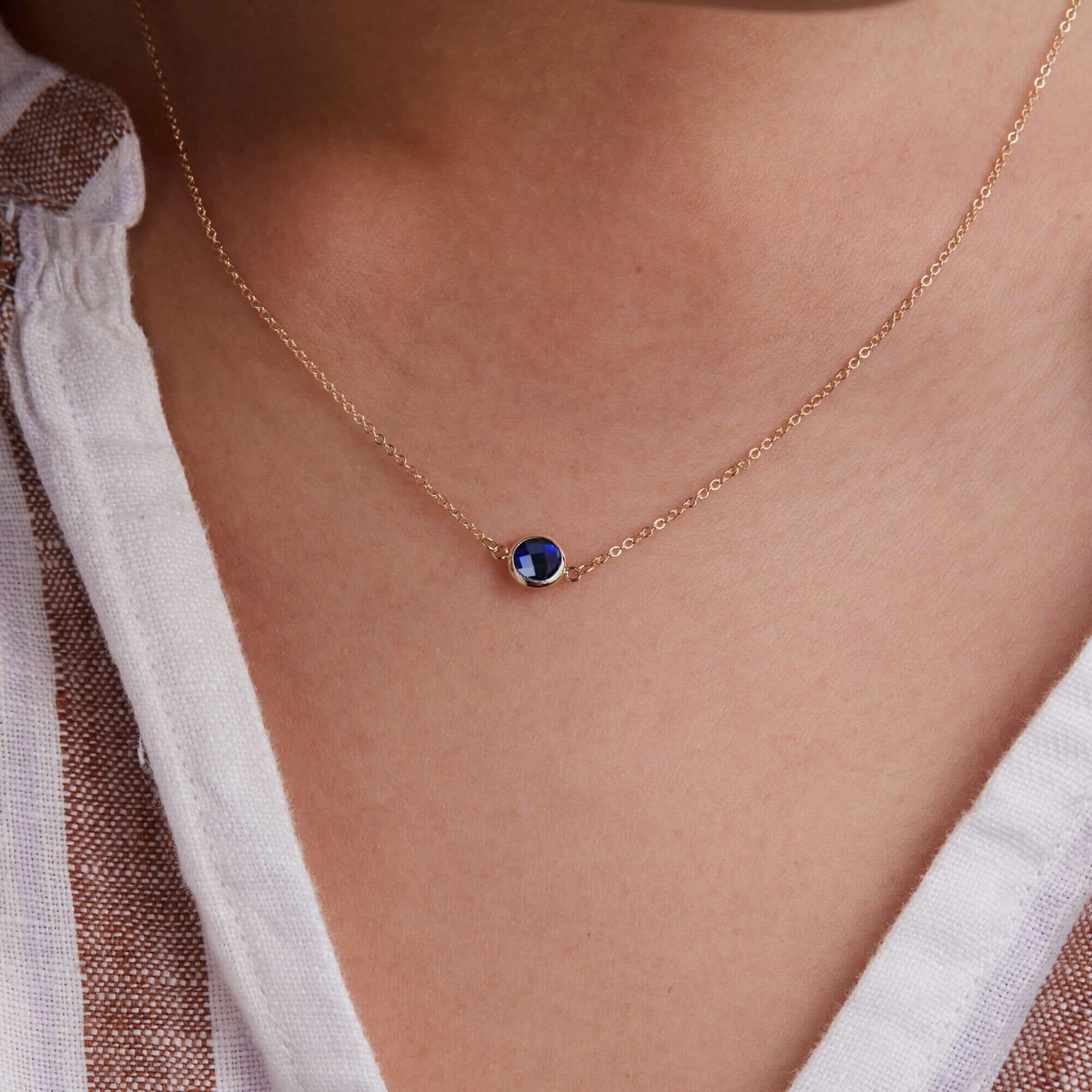 Grand 1 Sapphire Necklace in 14k Gold (September)