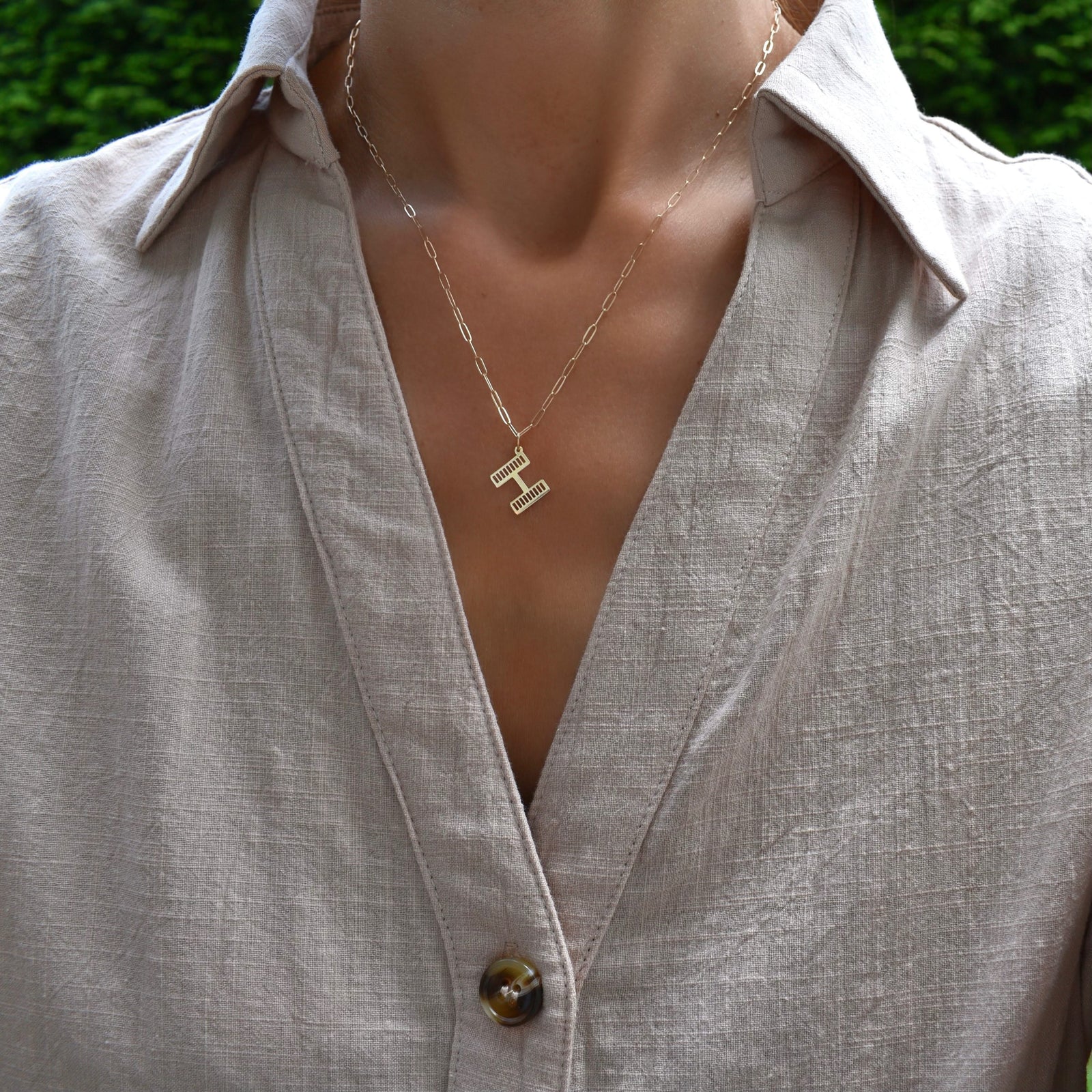 Essex Letter H Pendant in 14k Gold