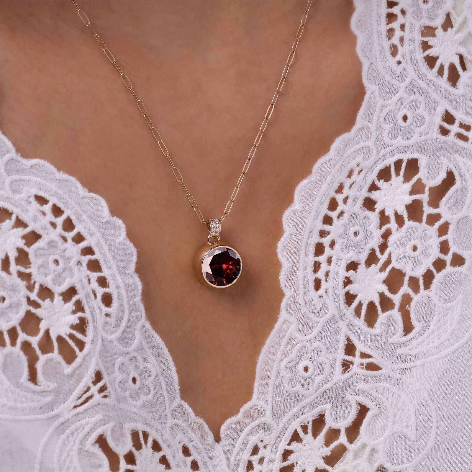 Jamestown Garnet Pendant with Diamond Bail in 14k Gold (January)