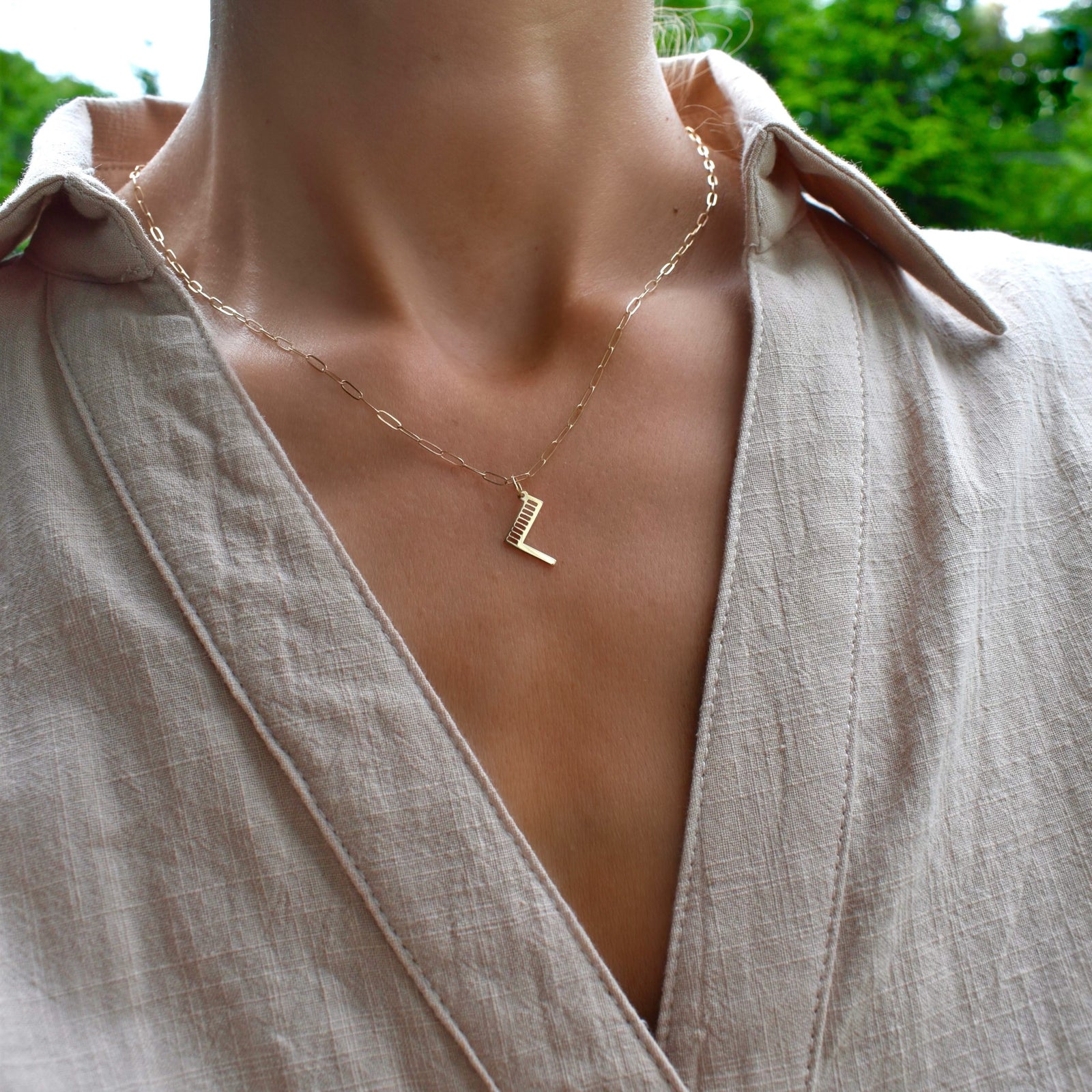 Essex Letter L Pendant in 14k Gold