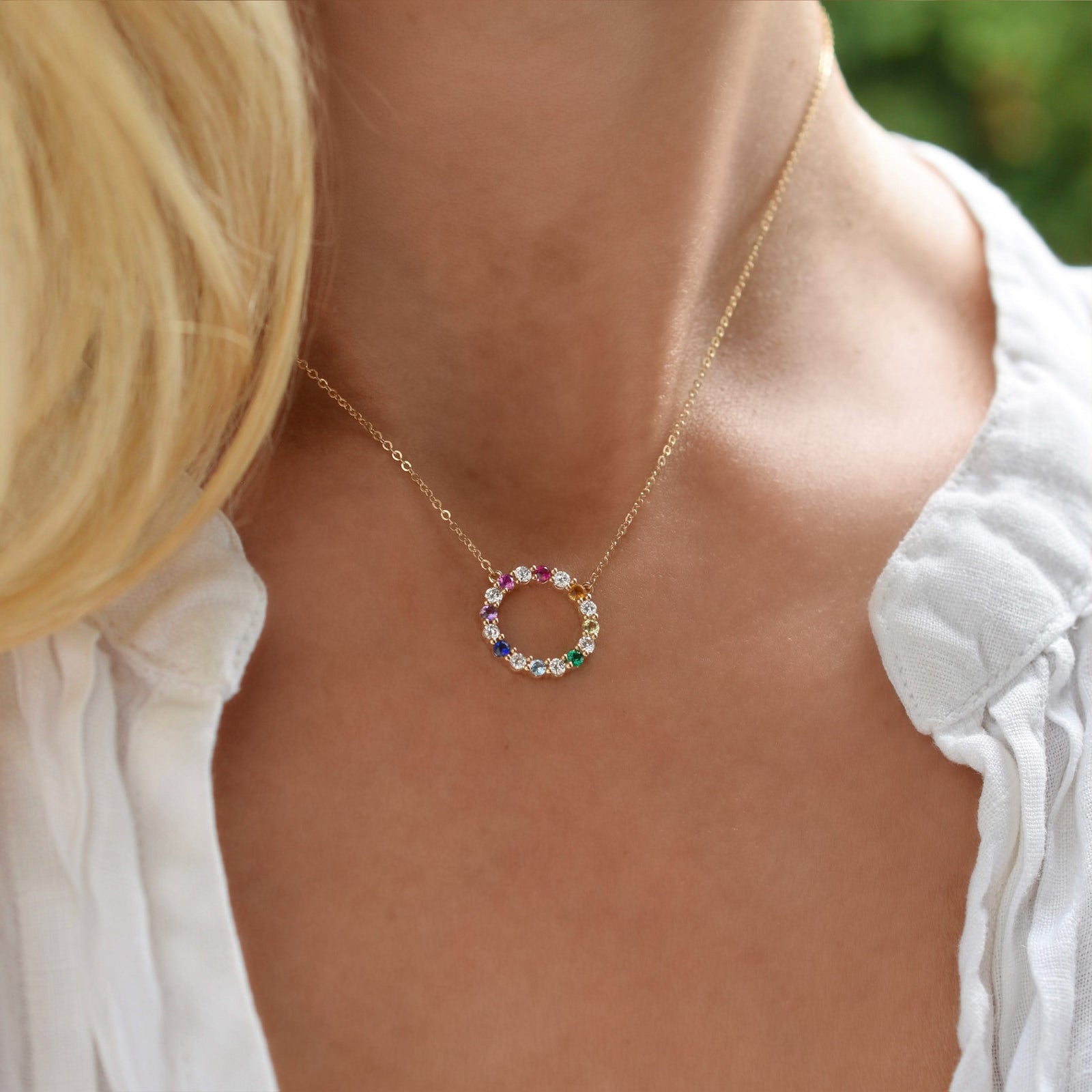 Rainbow Rosecliff Circle Necklace with Diamonds in 14k Gold