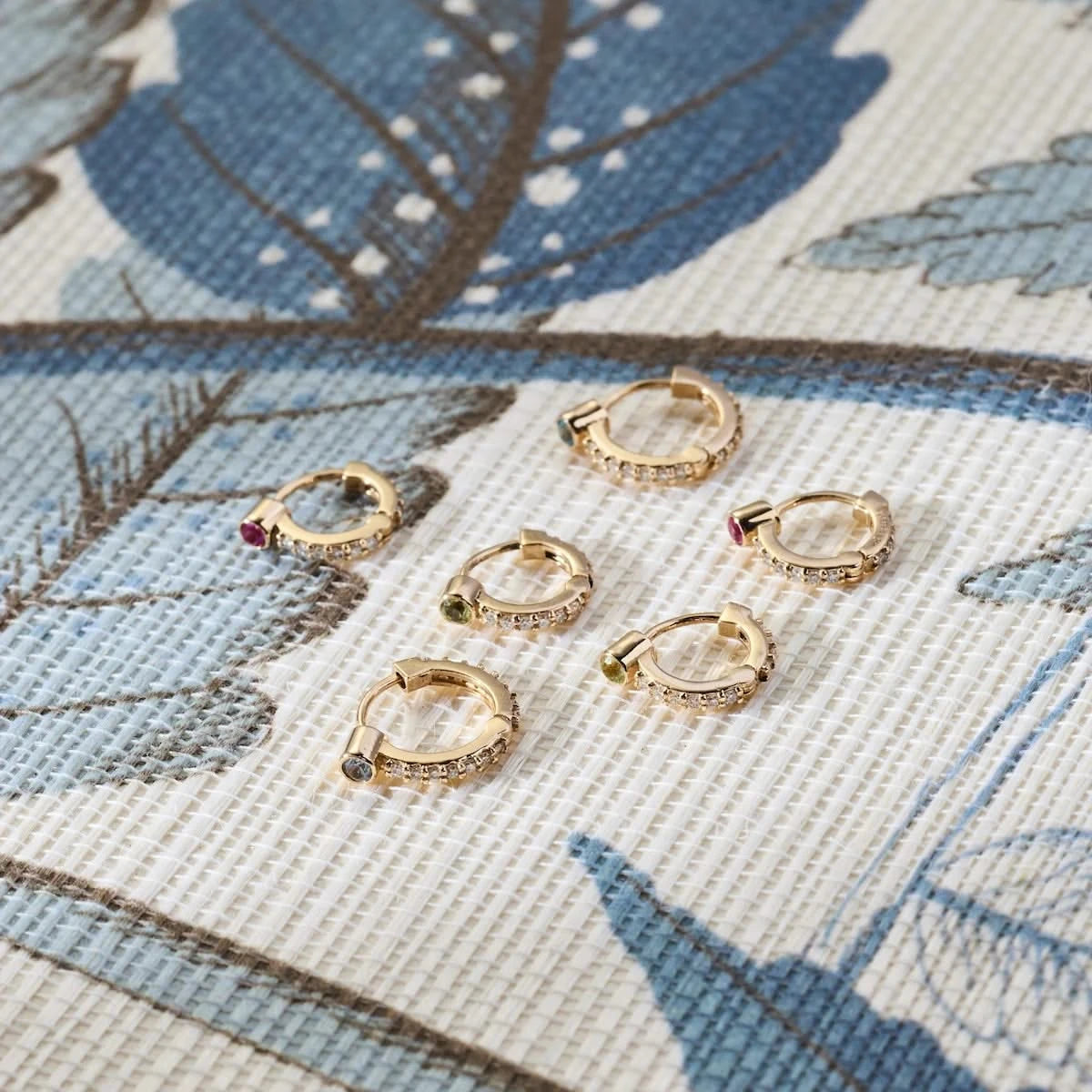 Birthstone Medium Huggie Hoops with Diamonds in 14k Gold