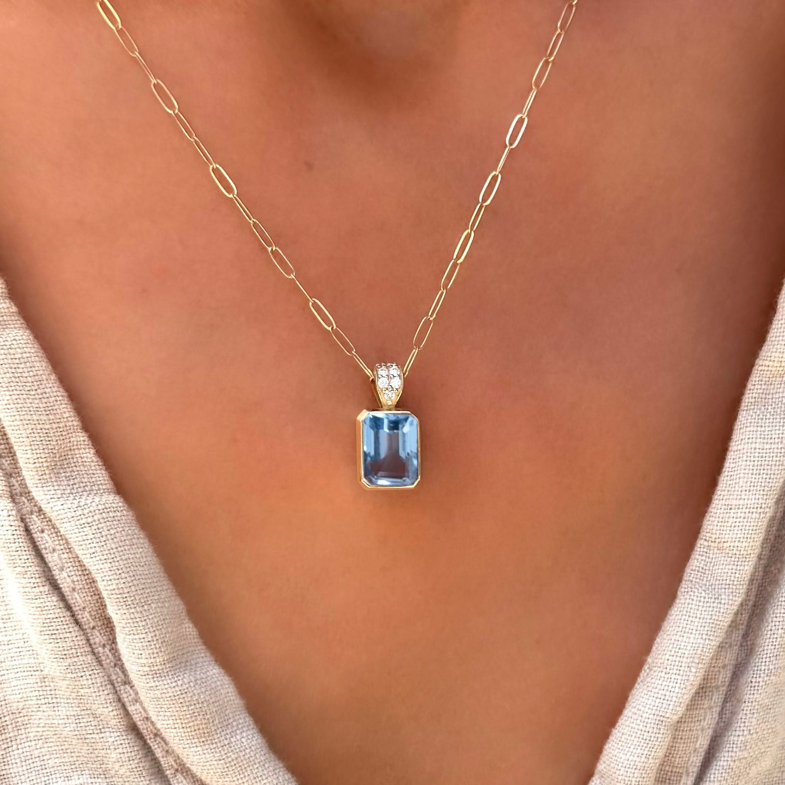 Warren Aquamarine Pendant with Diamond Bale in 14k Gold (March)