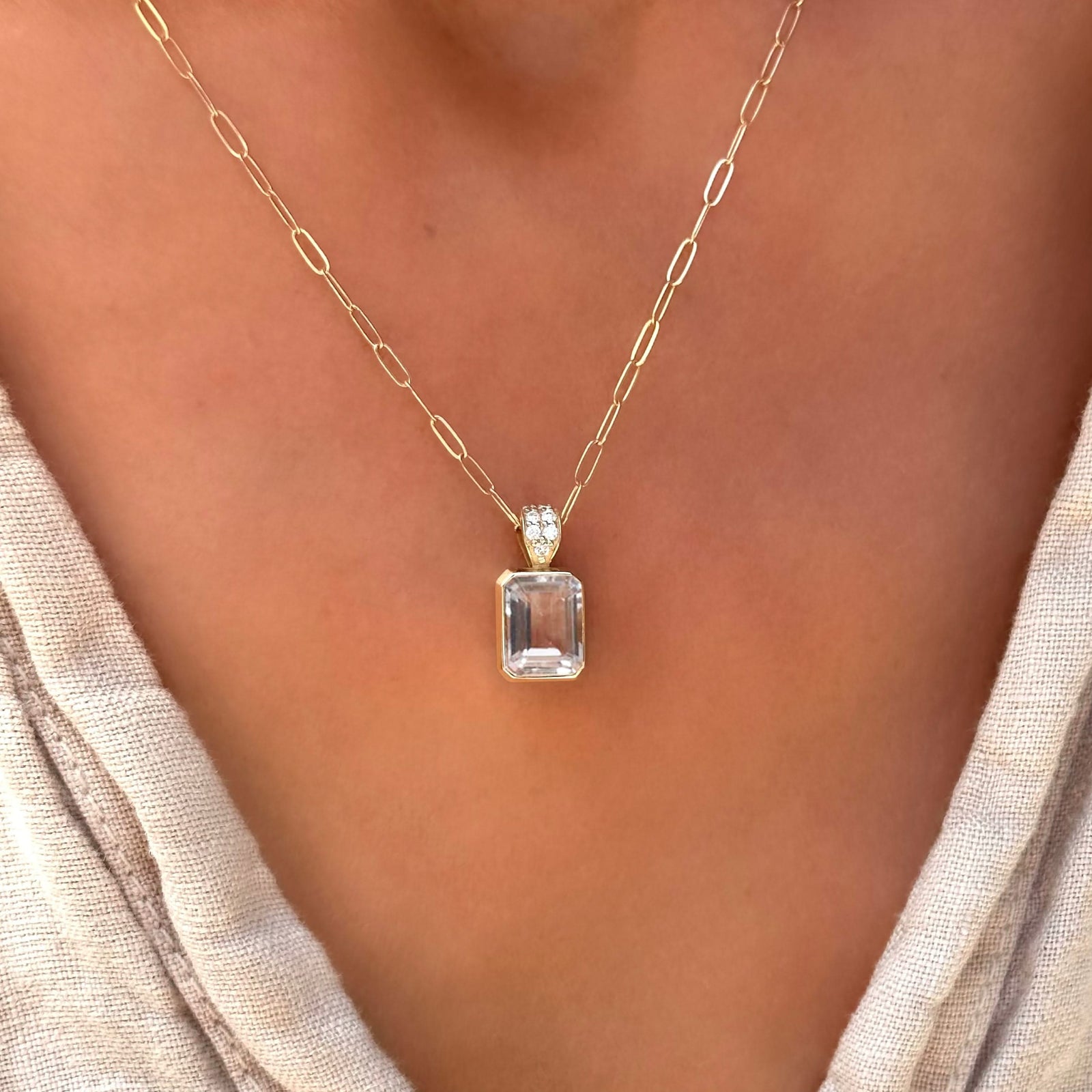 Warren White Topaz Pendant with Diamond Bale in 14k Gold (April)