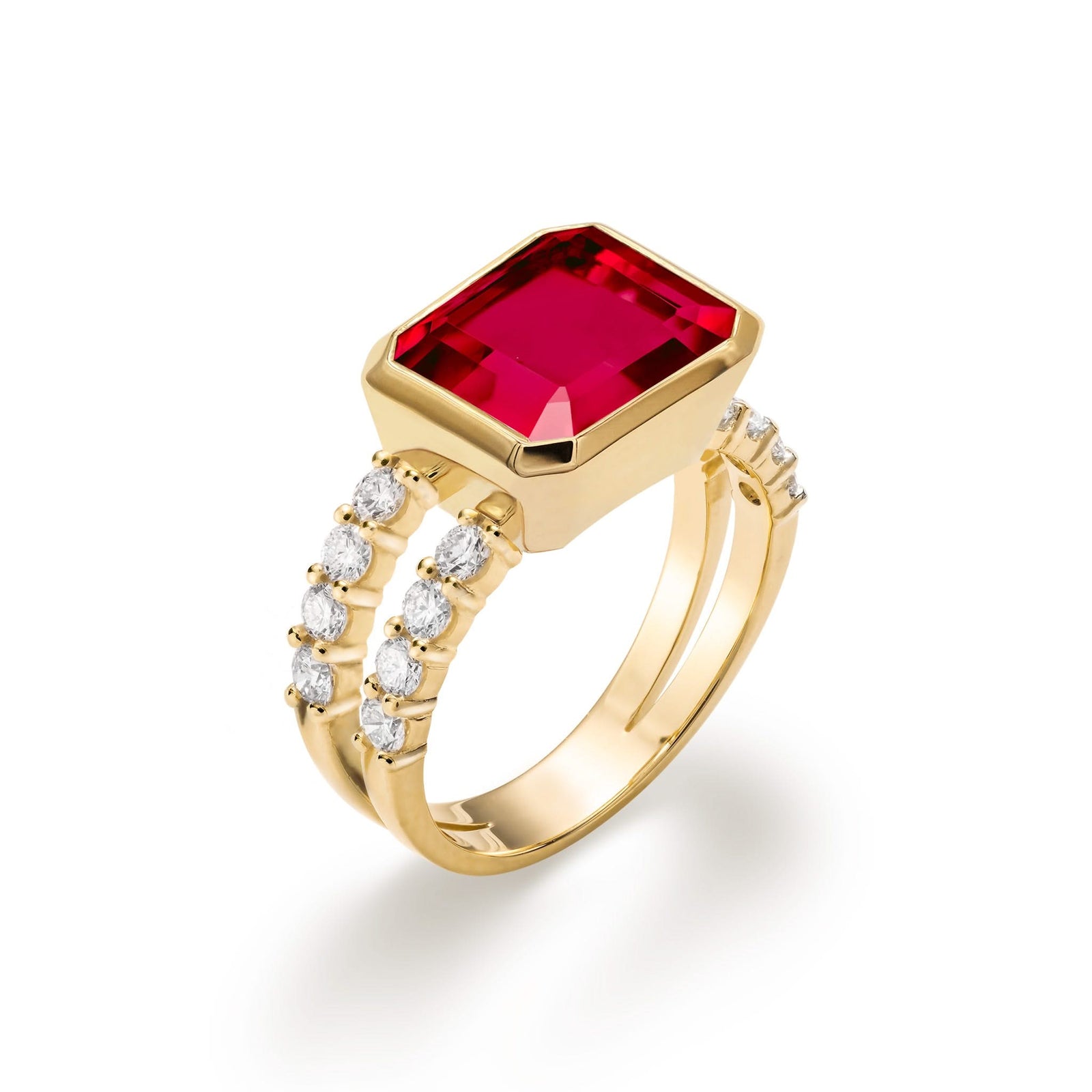 Warren Horizontal Ruby Ring with Diamonds, featuring an 8 x 10mm Ruby and 16 prong-set diamonds in 14k gold - aspect view.