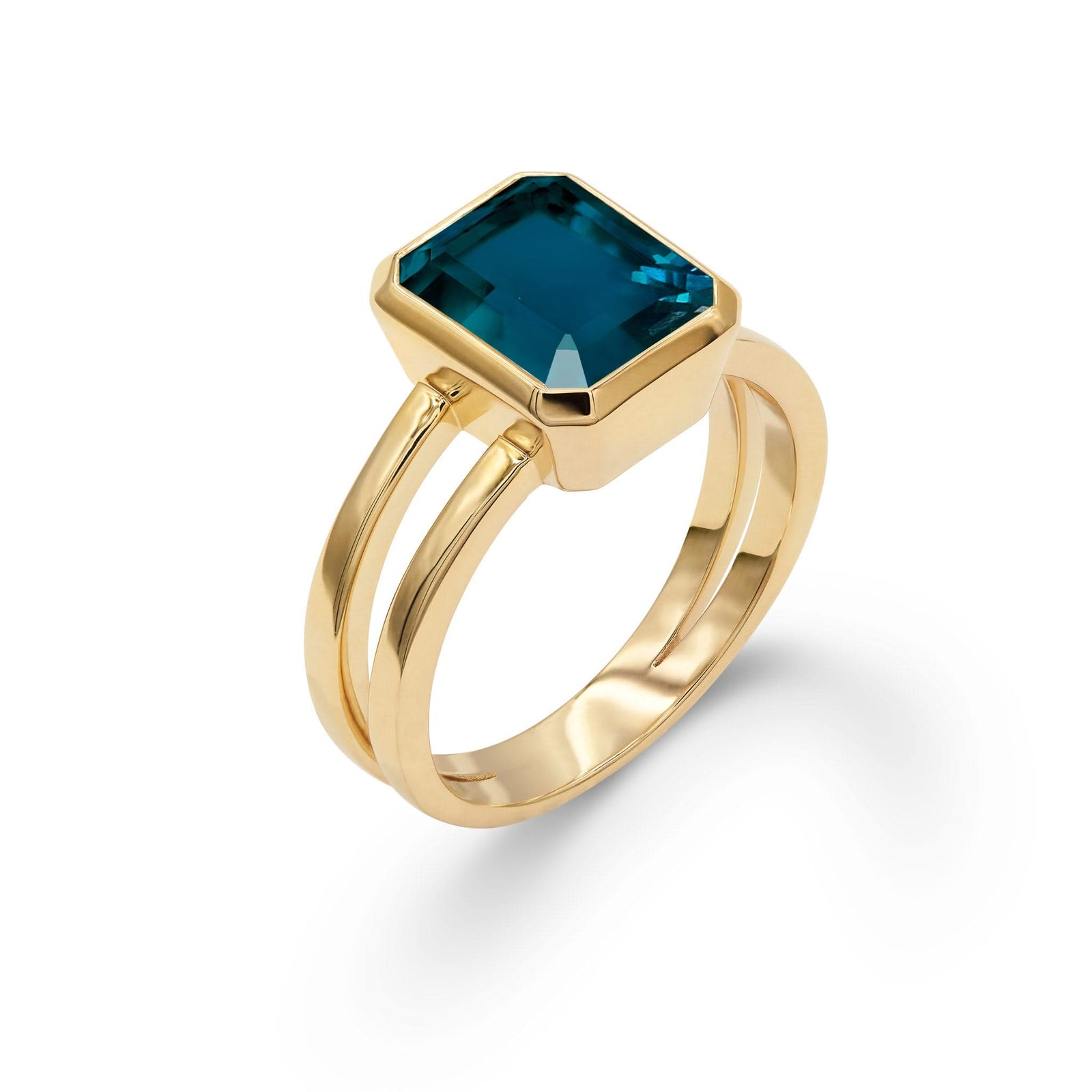 Warren Vertical Atlantic Blue Topaz Ring, featuring an Atlantic Blue Topaz-cut 8 x 10mm Atlantic Blue Topaz in 14k gold, hand-set Vertically in a 14k-gold bezel - aspect view.