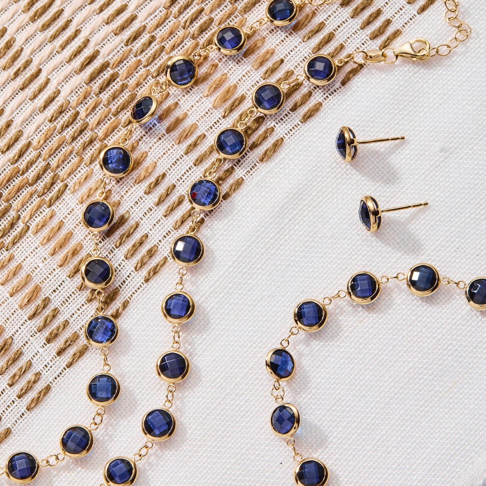 Newport Grand Sapphire Bracelet in 14k Gold (September)