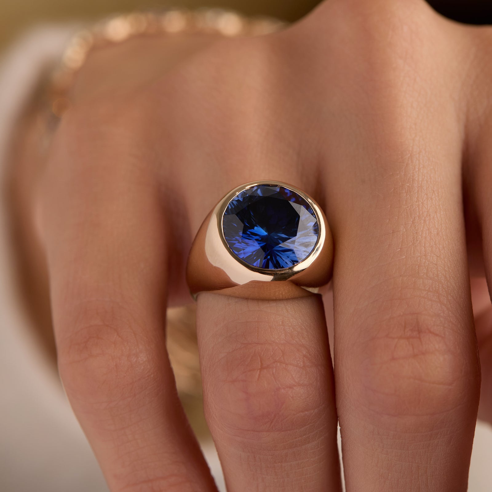Jamestown Sapphire Ring in 14k Gold (September)