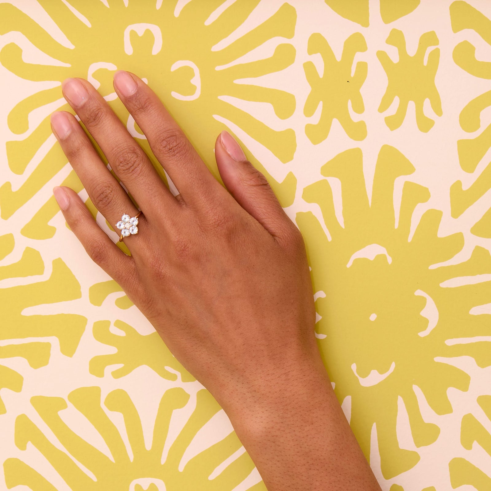 Greenwich Flower Aquamarine & Diamond Ring in 14k Gold (March)