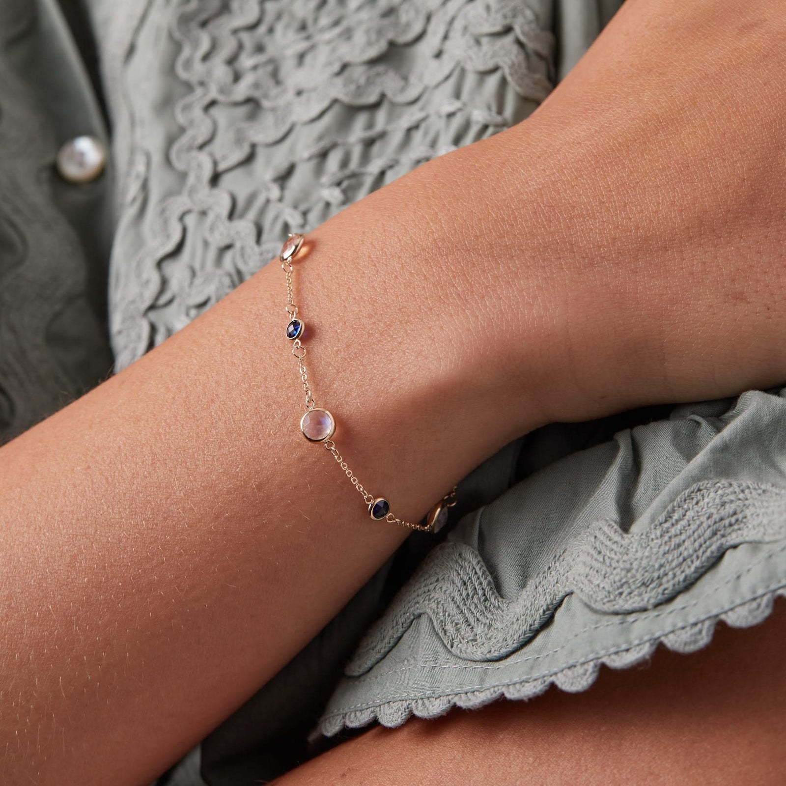 Bayberry Grand & Petite 7 Birthstone Bracelet in 14k Gold