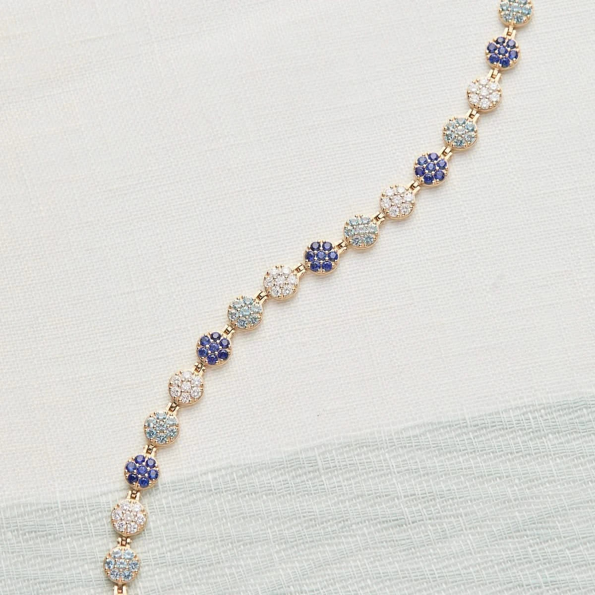 Rosecliff Tennis Bracelet in 14k Gold