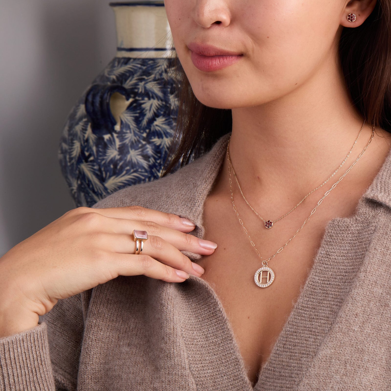 Warren Vertical Rose Quartz Ring in 14k Gold (October)