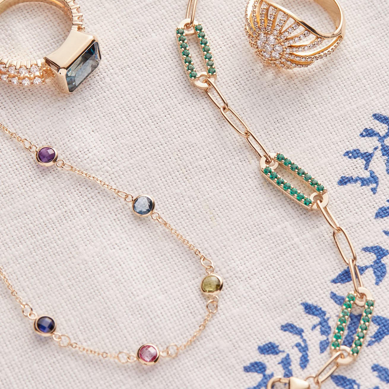 Petite 5 Birthstone Necklace in 14k Gold