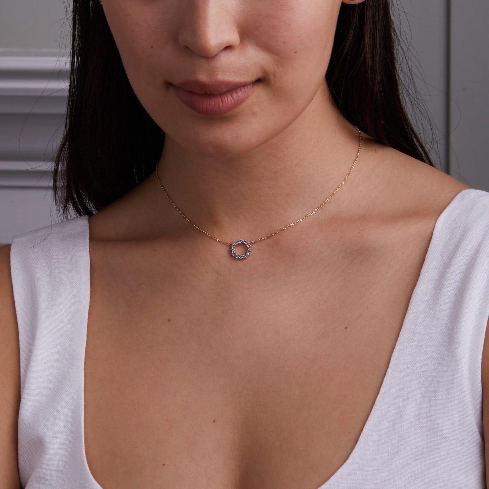 Rosecliff Small Circle Alexandrite Necklace in 14k Gold (June)