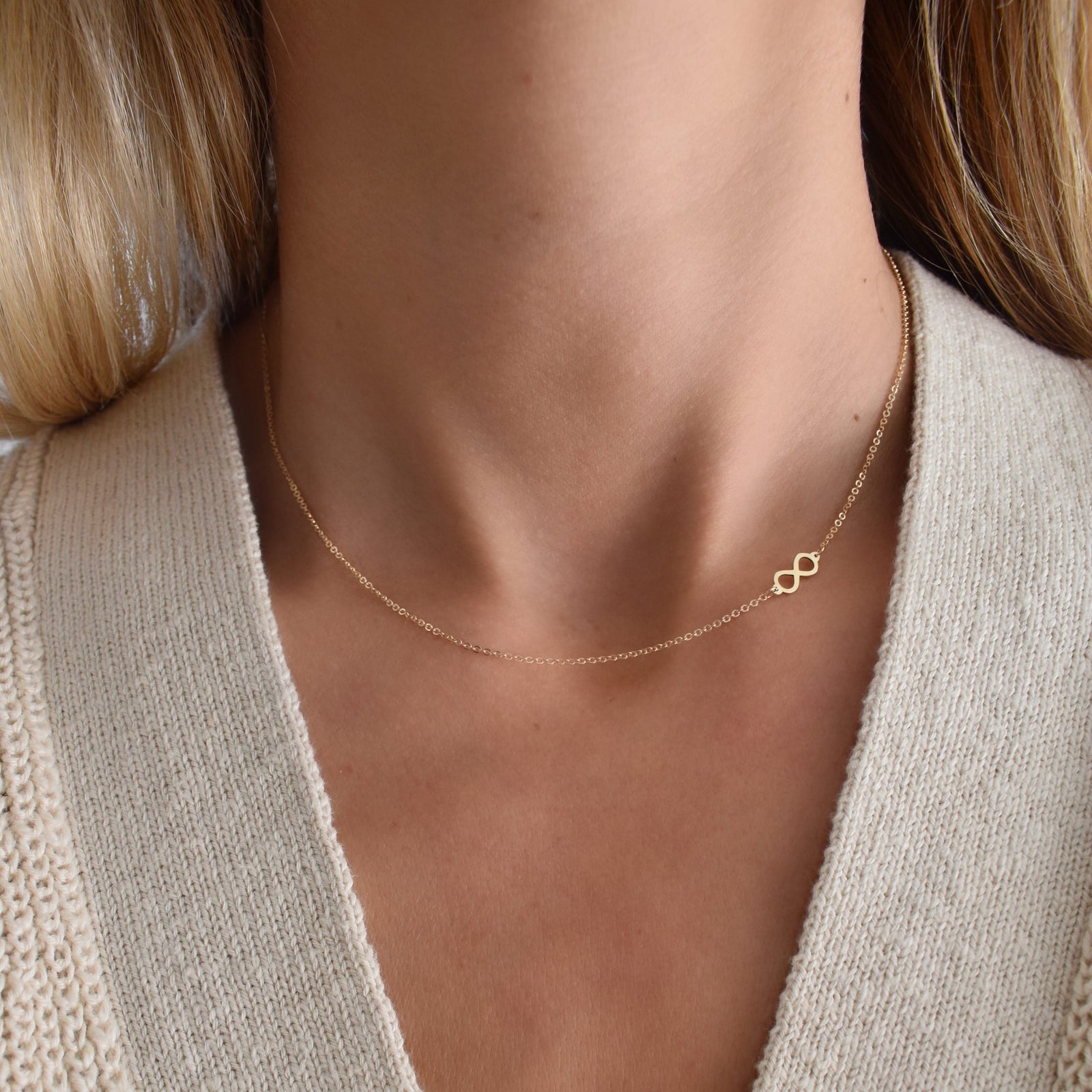 Infinity Necklace in 14k Gold