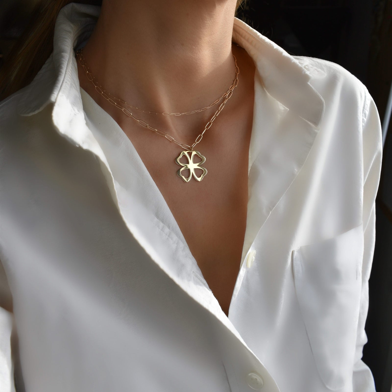 Large Flat Clover Pendant with ADELAIDE Chain in 14k Gold