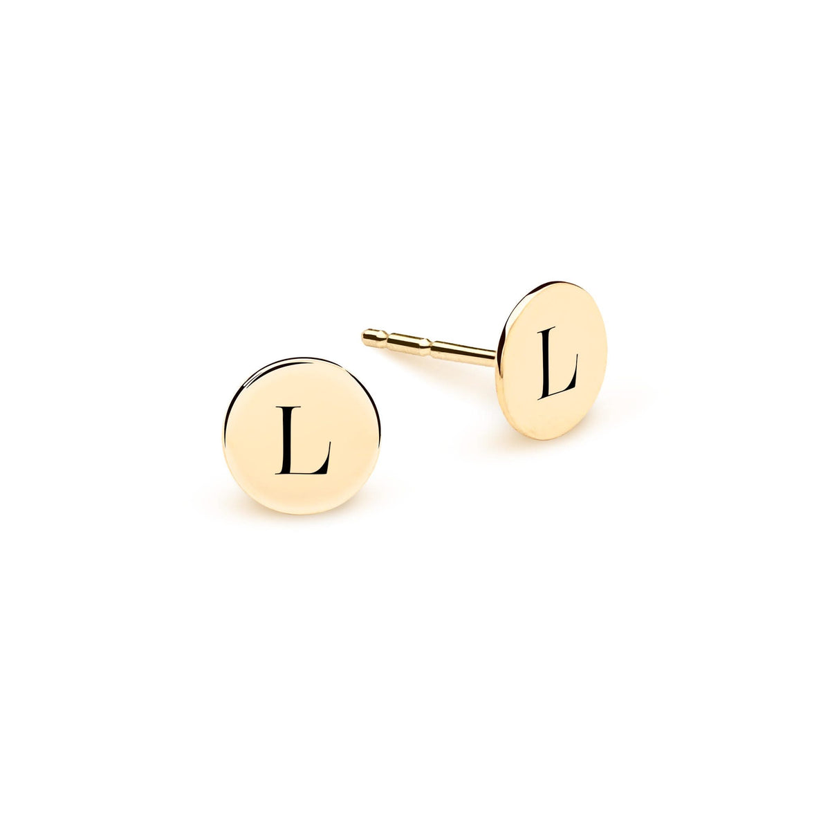 Pair of 14k yellow gold stud earrings each featuring one 1/4” flat disc engraved with the letter L - front view