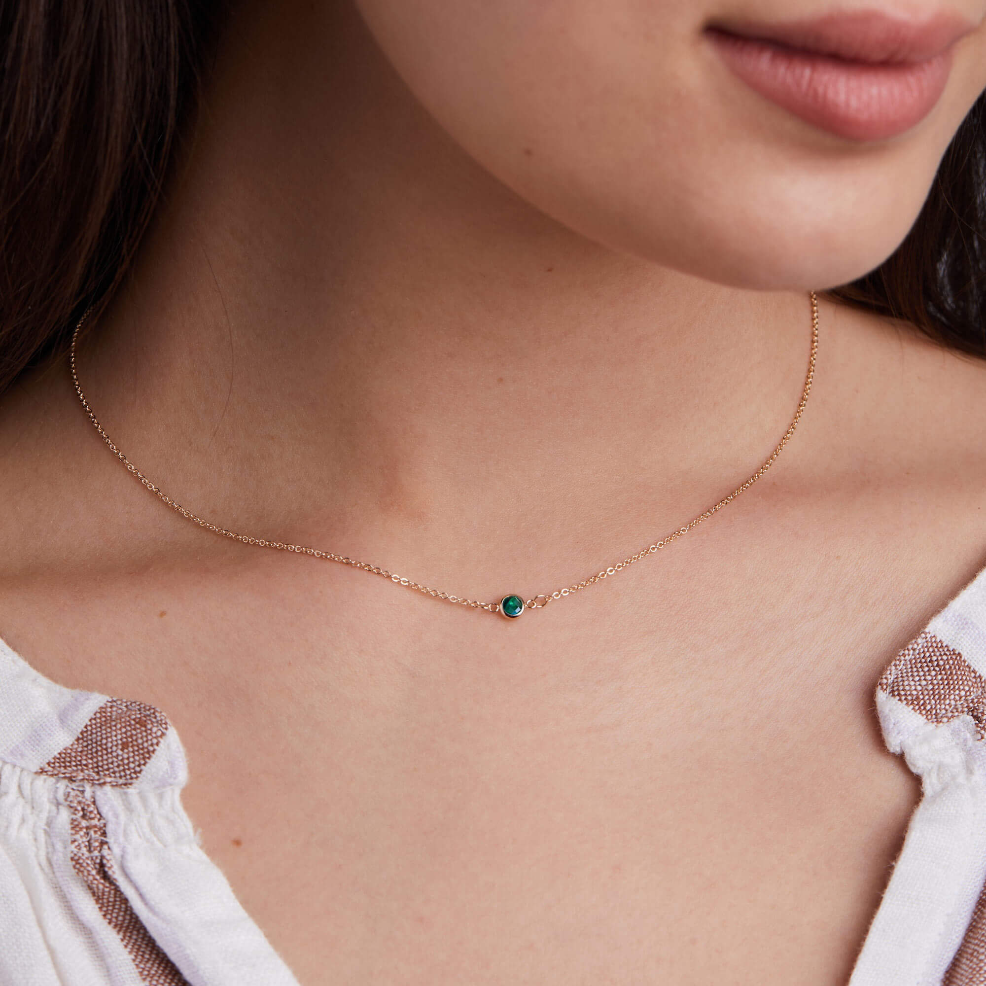 Tiny emerald necklace online