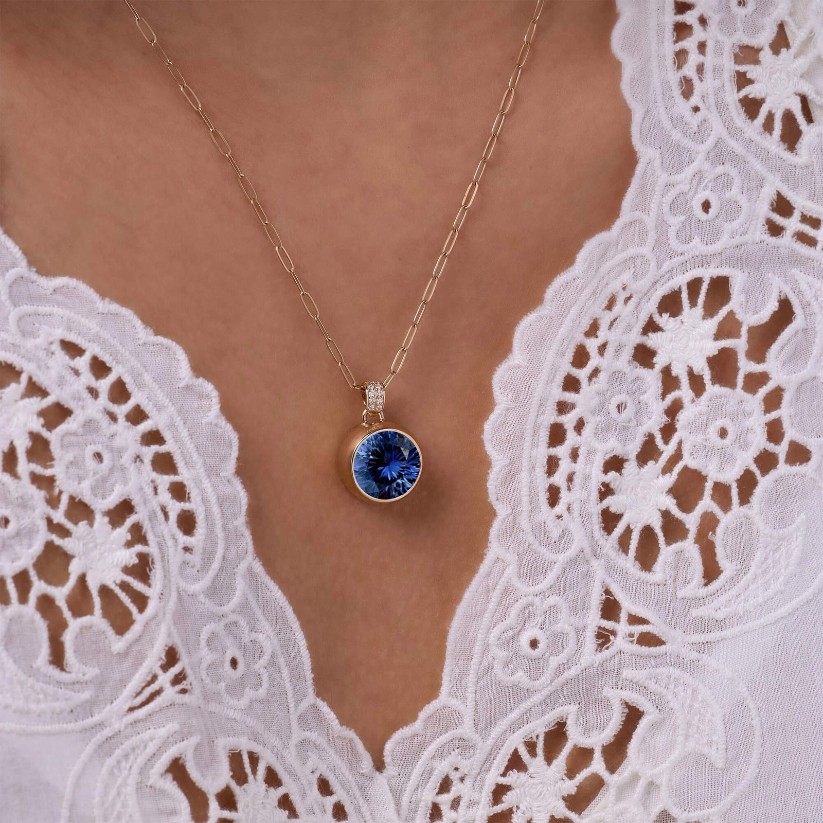 Jamestown Sapphire Pendant with Diamond Bail in 14k Gold (September)