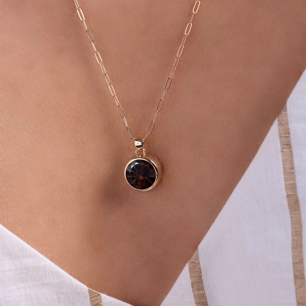 Jamestown Smoky Quartz Pendant in 14k Gold (November)