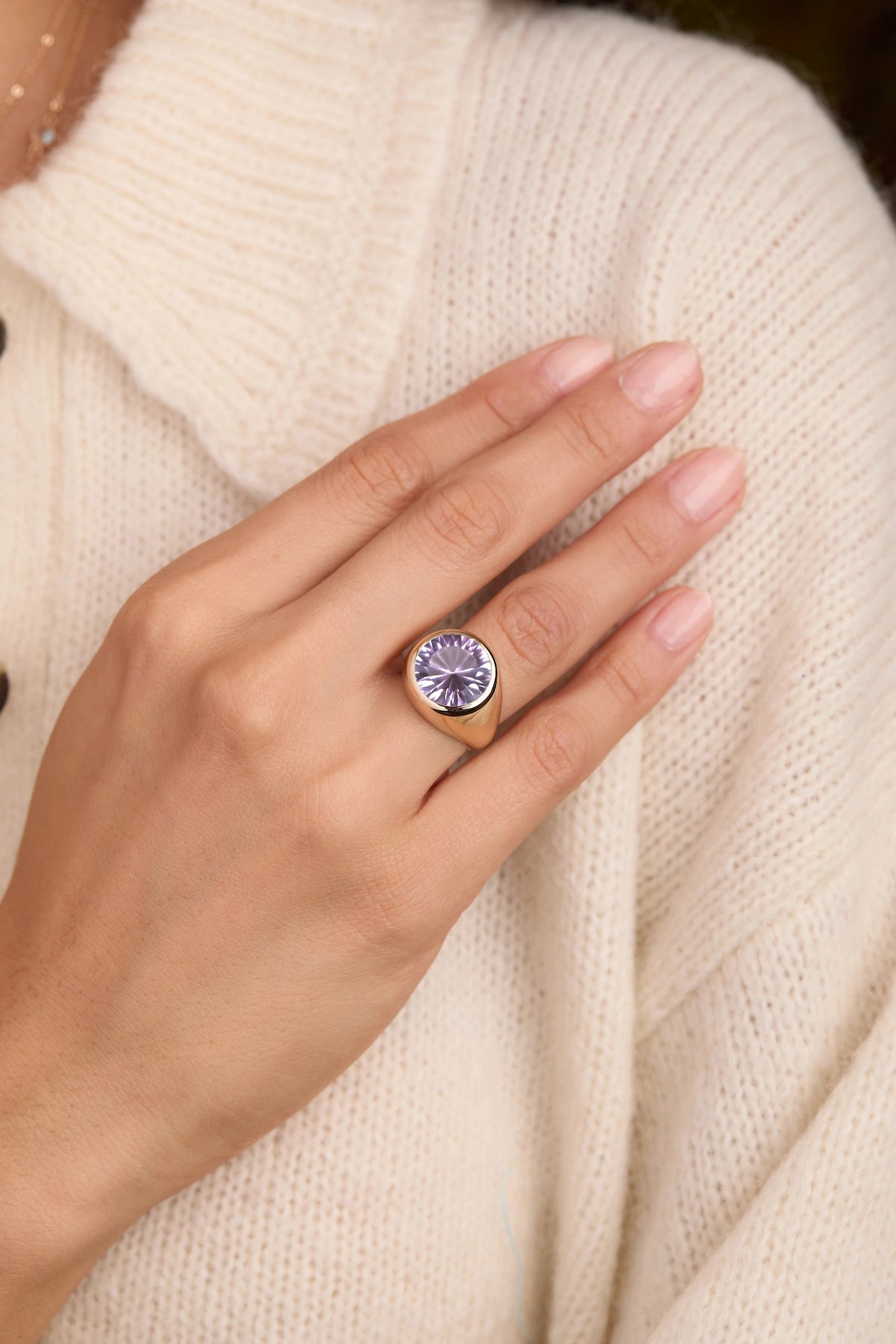 Jamestown Rose de France Amethyst Ring in 14k Gold (February)