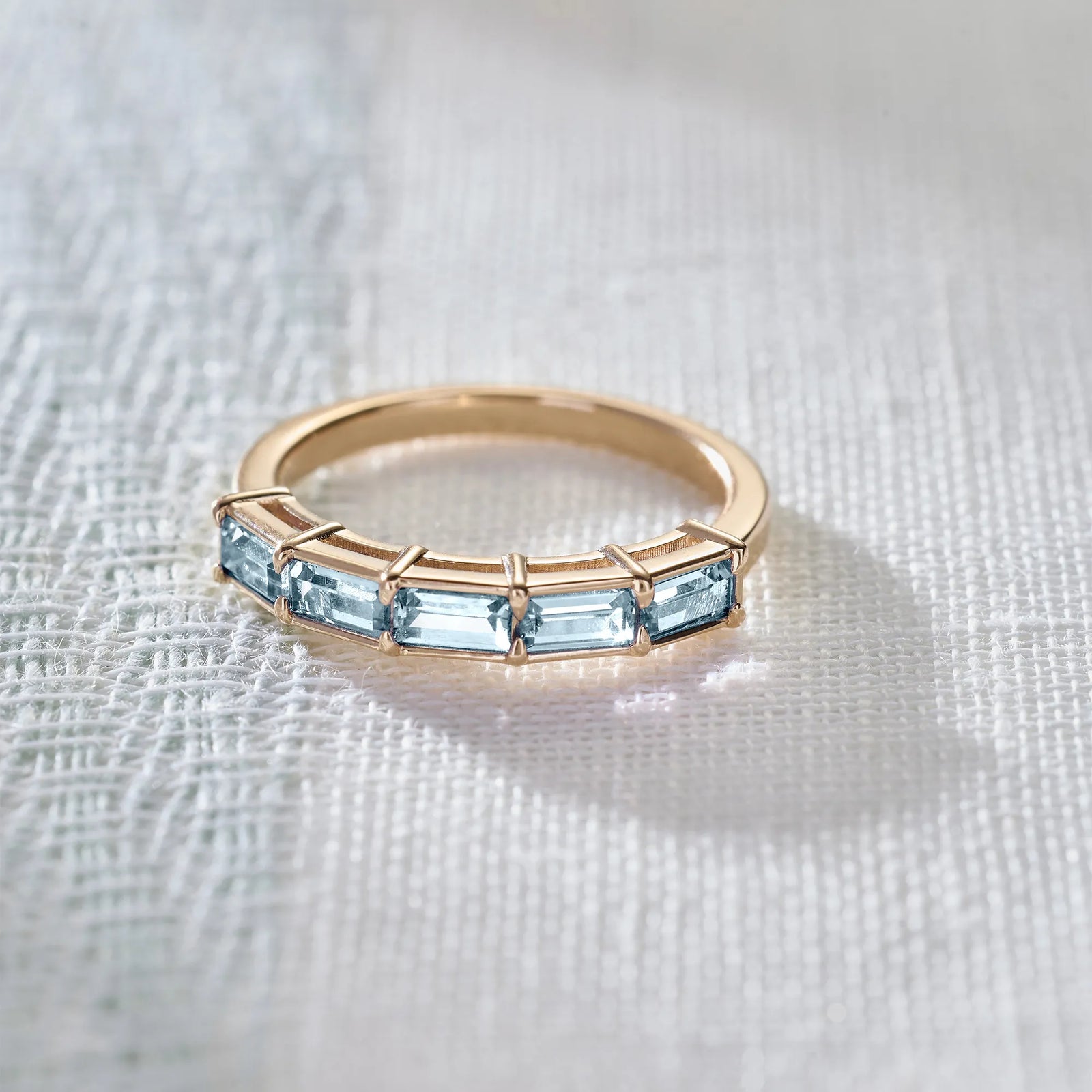 Providence Nantucket Blue Topaz Ring in 14k Gold (December)