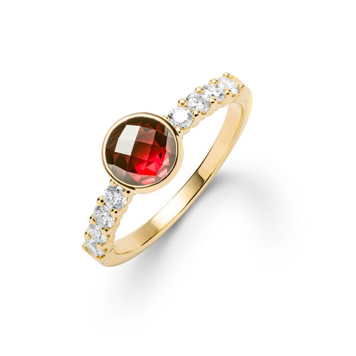 14k gold Rosecliff Grand Ring with 6 mm round, briolette-cut Garnet and eight 2 mm round-cut gemstones - aspect view.