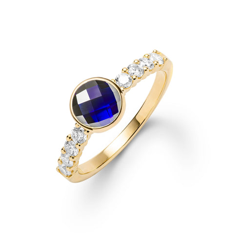 14k gold Rosecliff Grand Ring with 6 mm round, briolette-cut Sapphire and eight 2 mm round-cut gemstones - aspect view.