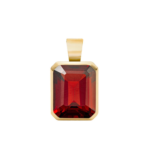 Warren Garnet Pendant in 14k Gold (January)
