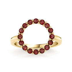 Rosecliff Circle Garnet Ring in 14k Gold (January)