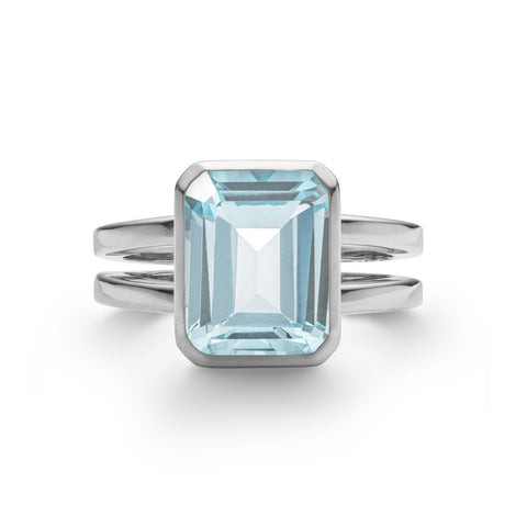 Warren Vertical Nantucket Blue Topaz Ring in 14k Gold (December) - White Gold